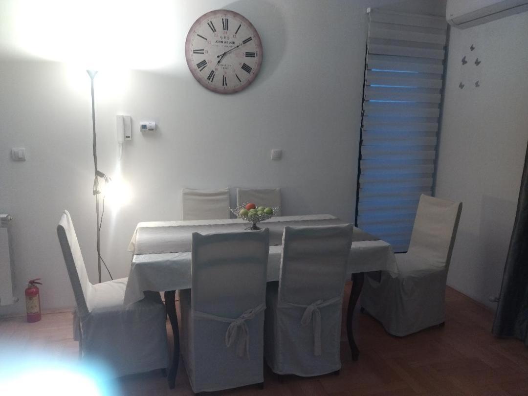 Apartman Gana Altina Lux Белград Экстерьер фото